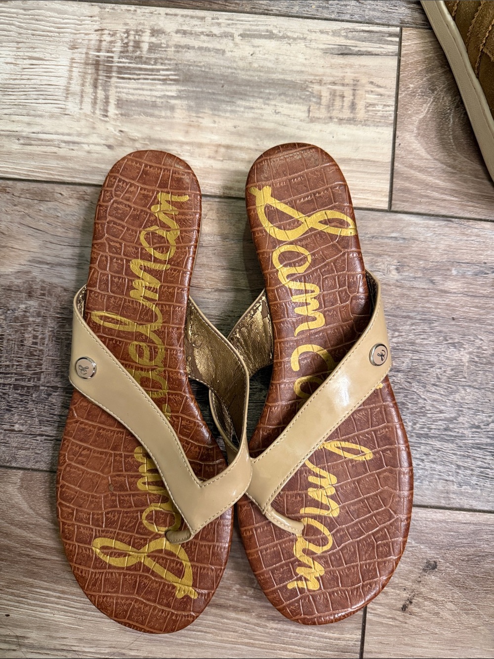 Sam Edelman Tan Leather Thong Sandals with Brown Croc Footbed
